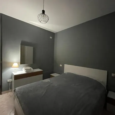 Lukas Central Apartment Apartment Tirana